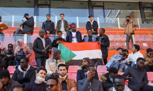 Sudanlı öğrencilerden Kayserispor'a destek