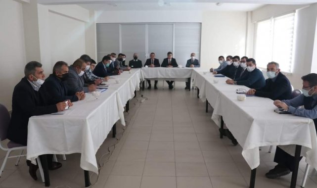 Şuhut'ta ortaokul müdürleri toplantısı yapıldı