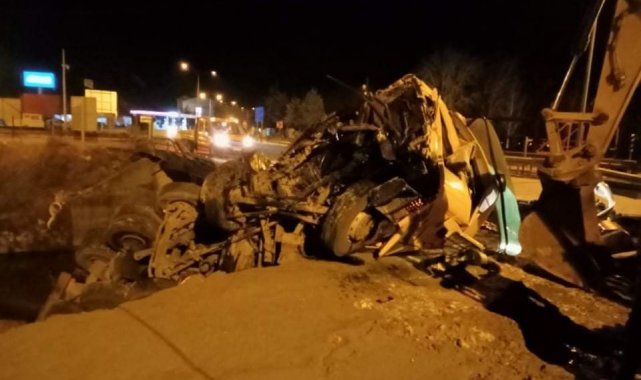 Süt kamyonu kanala uçtu: 1 yaralı