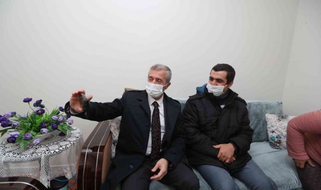 Tahmazoğlu aile ziyaretlerini sürdürüyor