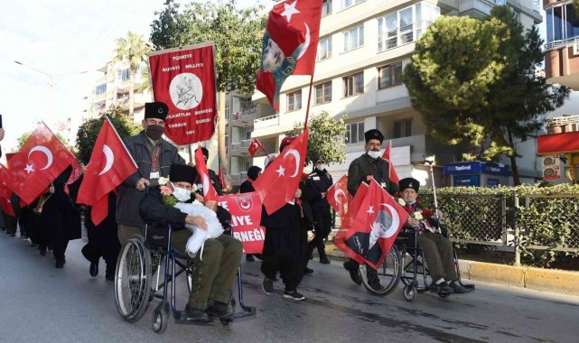 Tarsus'un kurtuluşunun 100. yılı coşkuyla kutlandı