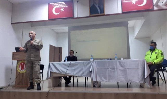 Taşımalı eğitim sürücülerine eğitim verildi