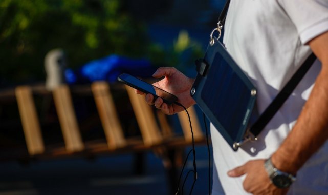 Taşınabilir güneş panelleri, enerji sorununu ortadan kaldırıyor