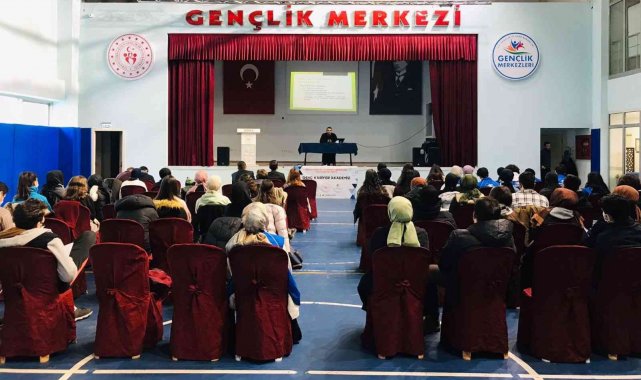 Tecrübeli isimler gençlerle buluştu