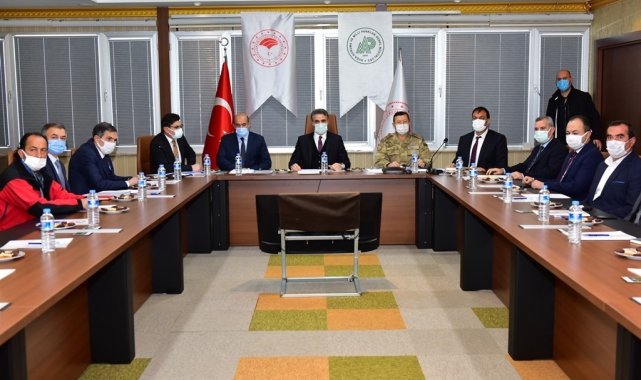 Tehlike oluşturan hayvanlara karşı alınacak tedbirler görüşüldü