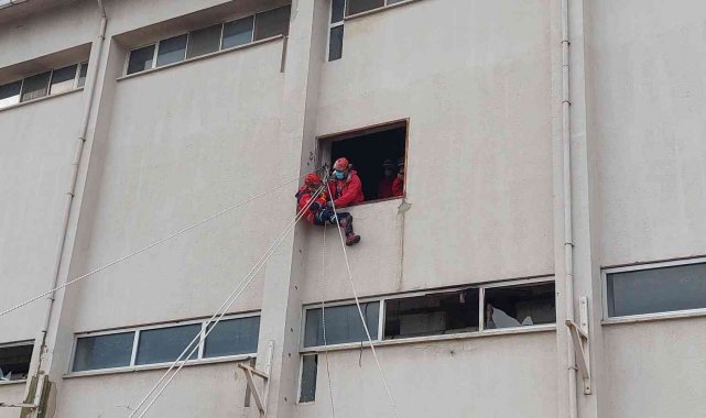 Tekirdağ'da dev tatbikat gerçeğini aratmıyor