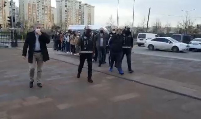 Tekirdağ&#039;da silah kaçakçılarına dev operasyon: 10 kişiden 6&#039;sı tutuklandı