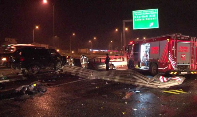 TEM otoyolunda lüks cip bariyerlere ok gibi saplandı: 2 yaralı