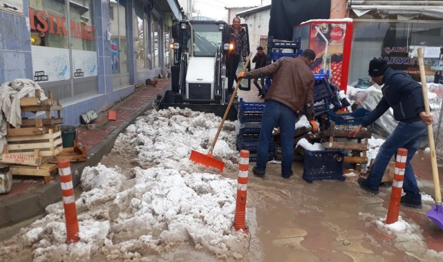 Tercan'da kar temizliği