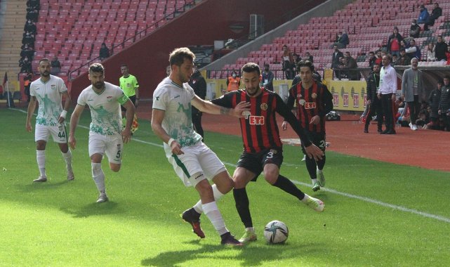 TFF 2. Lig: Eskişehirspor: 1 - Kırşehir Belediyespor: 1