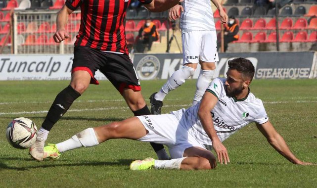 TFF 2. Lig: Turgutluspor: 0 - Sakaryaspor: 0