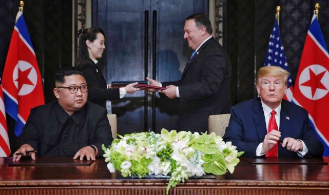 Trump, Kim Jong-un'a "Roket Adam" şarkısının kasetini vermiş