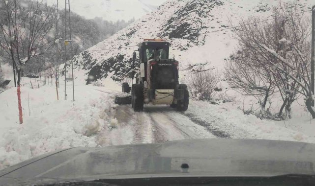 Tunceli'de 20 köy yolu ulaşıma kapandı