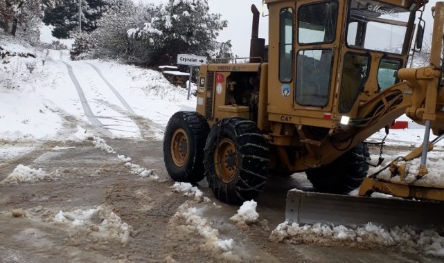 Turgutlu Belediyesinden yoğun kar mesaisi