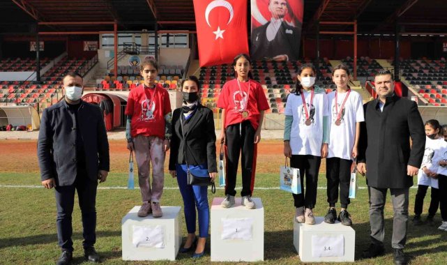 Turgutlu&#039;da gençler Atatürk için koştu