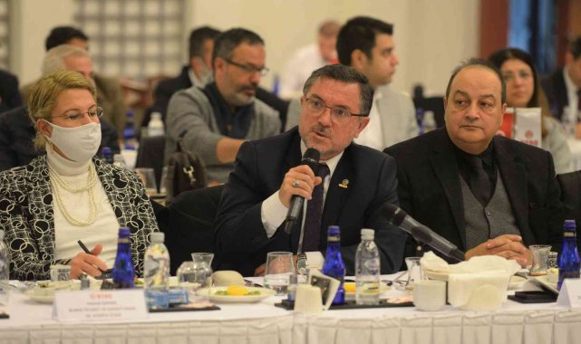 Turizmde 2022 hedefi 45 milyon ziyaretçi, 35 milyar dolar gelir