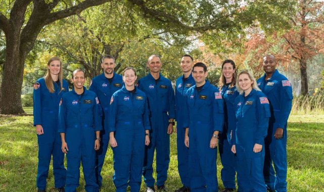 Türk asıllı Deniz Burnham astronot aday sınıfına seçildi