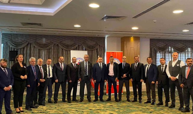 Türk boksörler artık ülkesi için dövüşebilecek