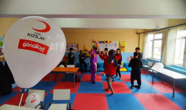 Türk Kızılay Manisa Şubesi'nden özel öğrencilere, özel etkinlik