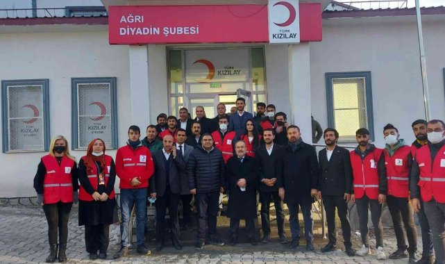 Türk Kızılay'ı Diyadin'de hizmet vermeye başladı
