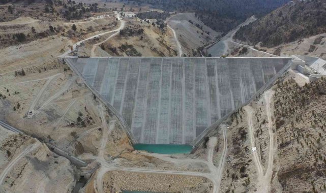 Türkiye ekonomisine 198 milyon lira katkı sağlayacak Aksıfat Barajı'nda sona doğru