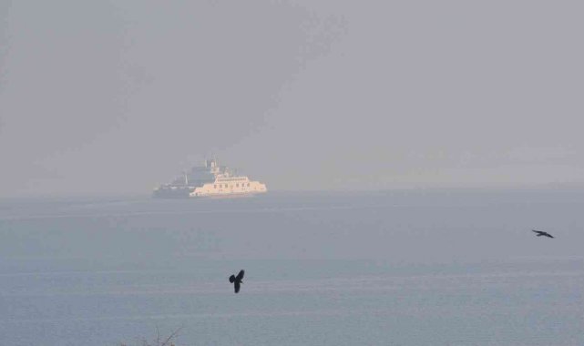 Türkiye&#039;nin en büyük feribotunun Van Gölü&#039;ndeki sisli yolculuğu