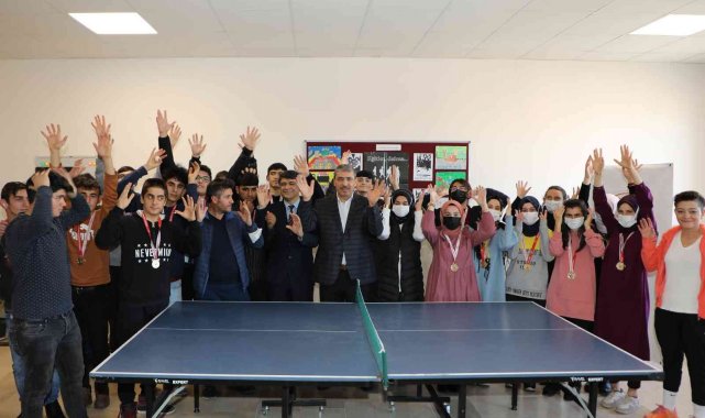 Turnuvada raketler konuştu