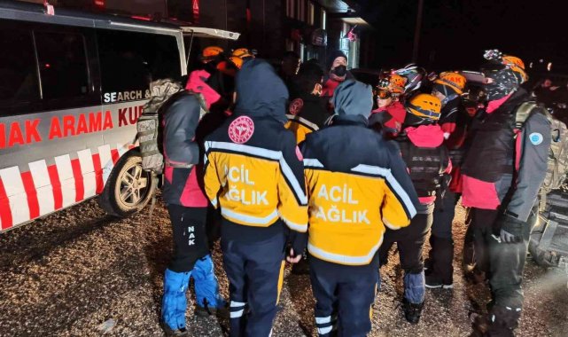 Uludağ'da 8 saattir mahsur kalan 3 kişinin isimleri ve mahsur kalmadan önceki görüntüleri ortaya çıktı