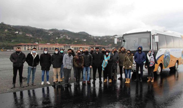 Üniversite öğrencileri Rize-Artvin Havalimanı inşaatını yerinde inceledi