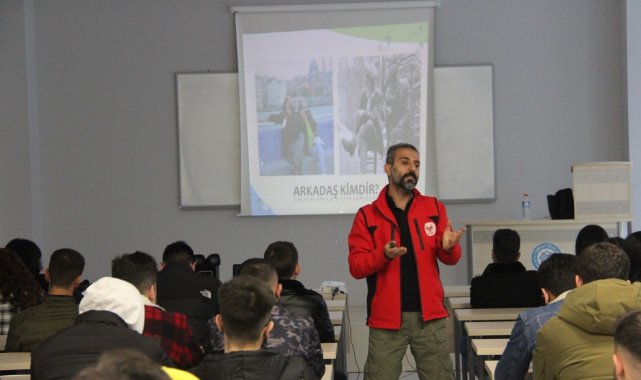 Üniversite velise öğrencilerine "terör" eğitimi
