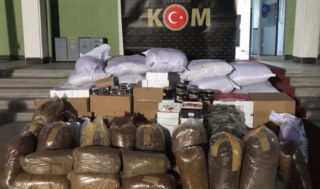 Uşak'ta 387 şişe kaçak alkol ele geçirildi