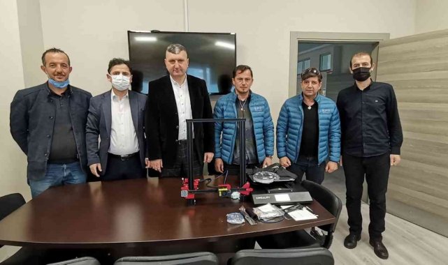ÜTSO'dan öğrencilere 3 boyutlu yazıcı