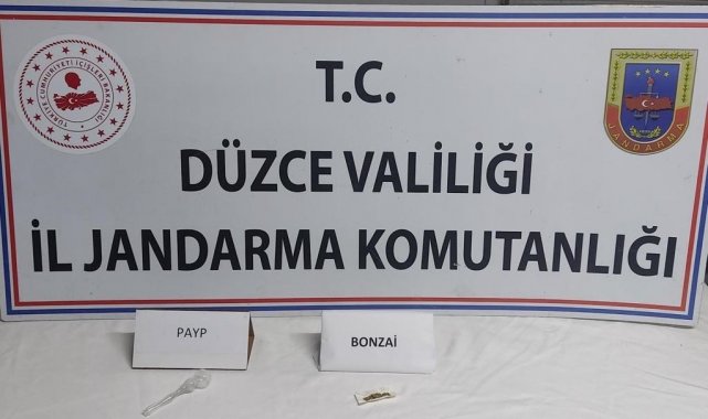 Uyuşturucu kullanıcıları, devriye atan jandarma ekiplerine yakalandı