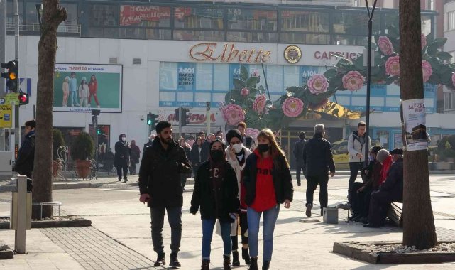 Vaka sayısının arttığı Isparta&#039;da vatandaşların maske tepkisi