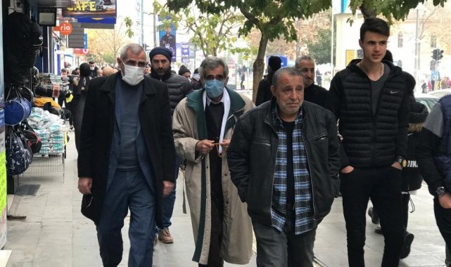 Vakaların düştüğü Elazığ'da vatandaşlardan "kurallara uyalım" çağrısı