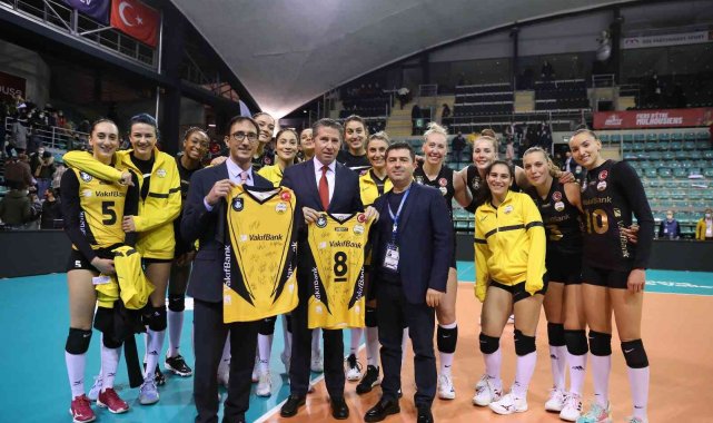 VakıfBank, Avrupa&#039;da da hız kesmiyor