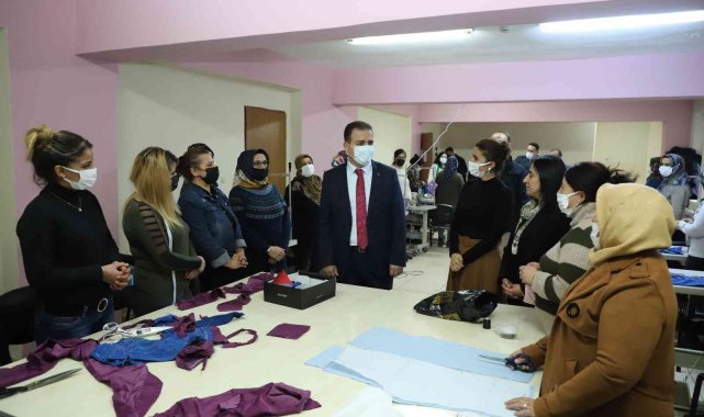 Vali Akbıyık, kadın kooperatifini ziyaret etti