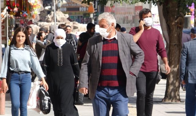 Vali Bilmez: "Hastanede yatanların çoğu aşısız"