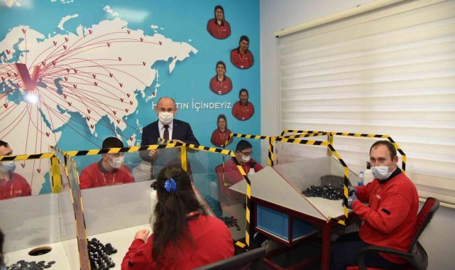 Vali Karadeniz engellileri iş yerinde ziyaret etti