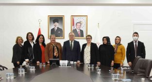 Vali Mustafa Tutulmaz, kadın muhtarları ağırladı