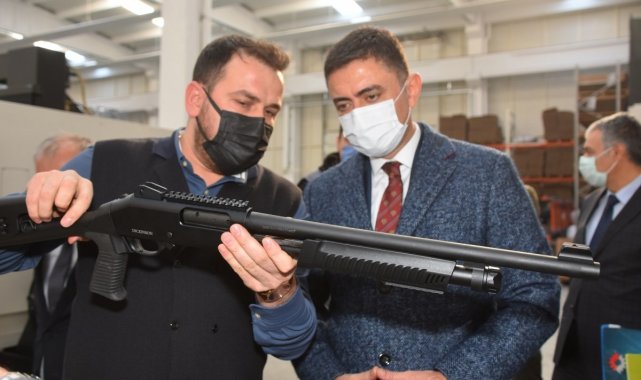 Vali Tekbıyıkoğlu, Silah İhtisas OSB'de incelemelerde bulundu