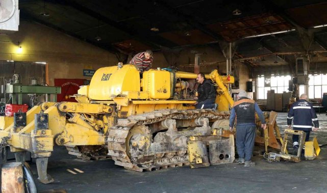 Van Büyükşehir Belediyesi atölyelerinde 6 bin 700 bakım ve onarım işi yaptı