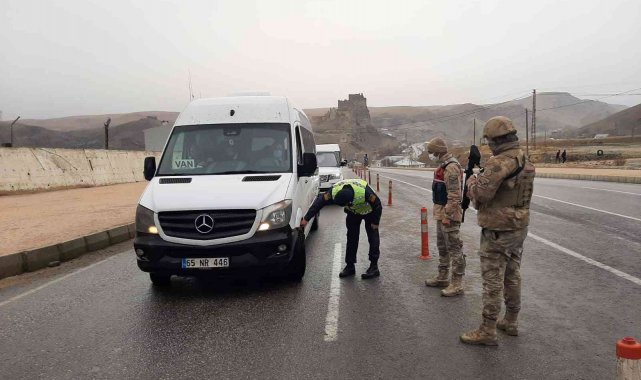 Van'da kış lastiği denetimi