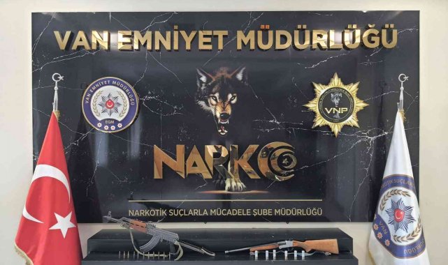 Van'da uyuşturucu operasyonu: 4 gözaltı