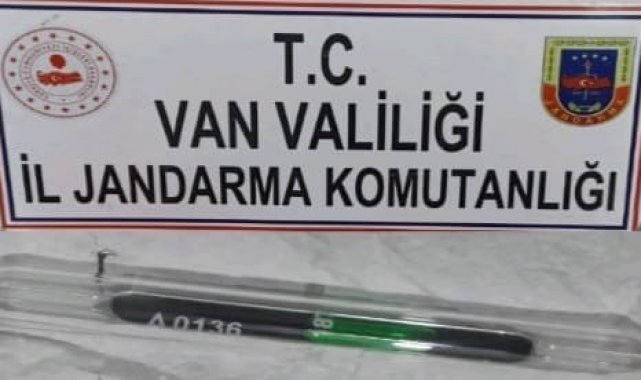 Van'da üzerinde 'Catalyzed Lıquıd Pure' yazılı madde ele geçirildi