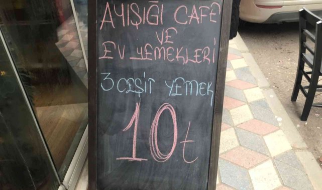 Vatandaş doysun diye 3 çeşit yemeği 10 liradan satmaya başladılar