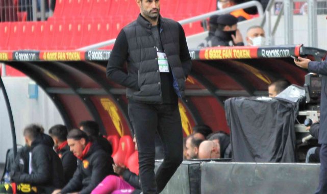 Volkan Demirel, teknik direktörlük kariyerinin ilk maçında