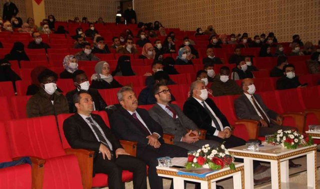 Yabancı öğrenciler için uyum programı düzenlendi