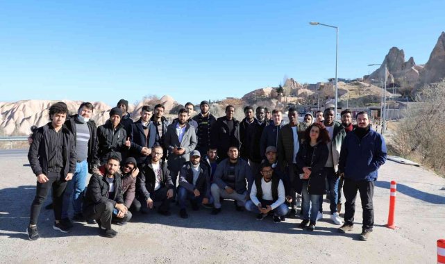 Yabancı öğrenciler Kayaşehir'i gezdi