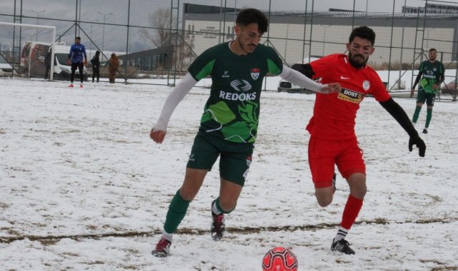 Yakutiye Belediyespor liderliğe devam dedi